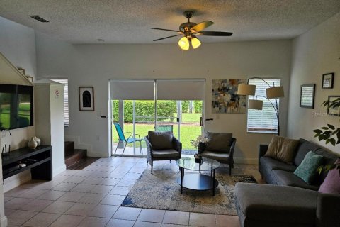 Townhouse in Kissimmee, Florida 3 bedrooms, 120.77 sq.m. № 1383829 - photo 2