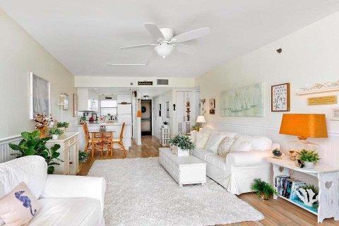 Condominio en venta en Lake Worth, Florida, 2 dormitorios, 94.76 m2 № 844203 - foto 25