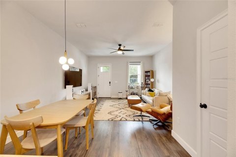 Adosado en venta en Tampa, Florida, 3 dormitorios, 132.29 m2 № 1393953 - foto 18