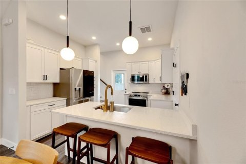 Adosado en venta en Tampa, Florida, 3 dormitorios, 132.29 m2 № 1393953 - foto 20