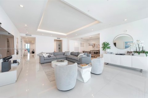 Condo in Miami Beach, Florida, 4 bedrooms  № 350249 - photo 6