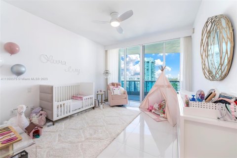 Condo in Miami Beach, Florida, 4 bedrooms  № 350249 - photo 28