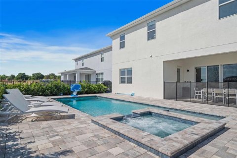 Villa ou maison à vendre à Kissimmee, Floride: 9 chambres, 378.39 m2 № 1251776 - photo 12