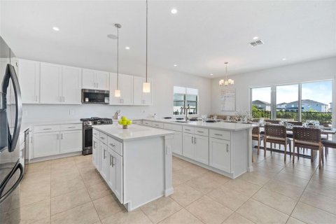 Villa ou maison à vendre à Kissimmee, Floride: 9 chambres, 378.39 m2 № 1251776 - photo 22