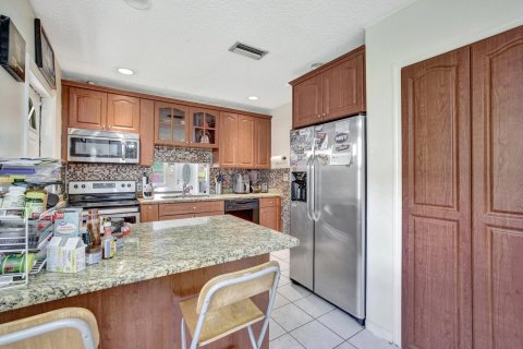 Casa en venta en Pompano Beach, Florida, 2 dormitorios, 125.42 m2 № 1183501 - foto 16