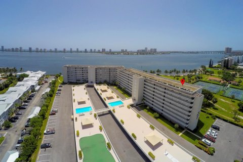 Condominio en venta en Lake Park, Florida, 2 dormitorios, 122.26 m2 № 962291 - foto 4