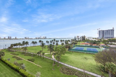 Condominio en venta en Lake Park, Florida, 2 dormitorios, 122.26 m2 № 962291 - foto 6