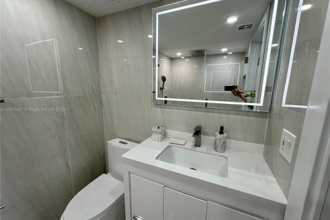 Купить кондоминиум в Авентура, Флорида 2 спальни, 126.81м2, № 1233601 - фото 24