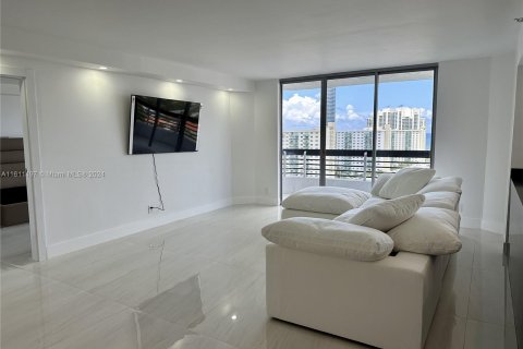 Copropriété à vendre à Aventura, Floride: 2 chambres, 126.81 m2 № 1233601 - photo 8