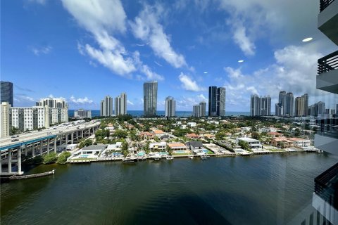 Condominio en venta en Aventura, Florida, 2 dormitorios, 126.81 m2 № 1233601 - foto 12