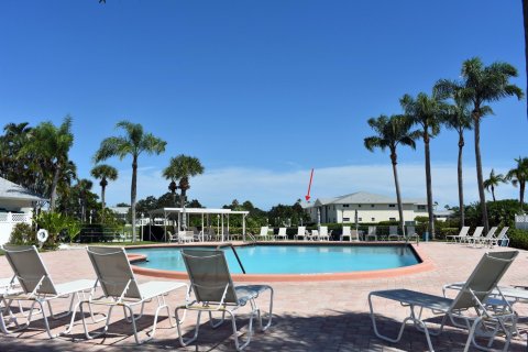 Copropriété à vendre à Vero Beach, Floride: 2 chambres, 112.69 m2 № 732792 - photo 8