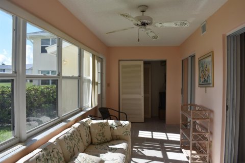 Condo in Vero Beach, Florida, 2 bedrooms  № 732792 - photo 27
