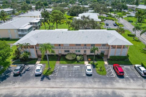 Condo in Delray Beach, Florida, 2 bedrooms  № 732797 - photo 2