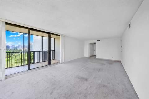 Copropriété à vendre à Aventura, Floride: 2 chambres, 121.98 m2 № 1234790 - photo 11