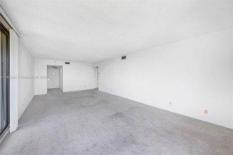 Copropriété à vendre à Aventura, Floride: 2 chambres, 121.98 m2 № 1234790 - photo 30