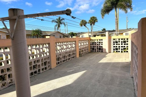 Casa en venta en West Palm Beach, Florida, 1 dormitorio, 56.76 m2 № 1003810 - foto 22