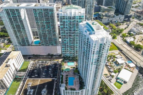 Condo in Miami, Florida, 1 bedroom  № 1404128 - photo 15