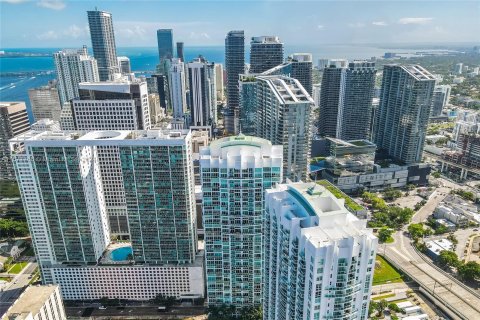 Condo in Miami, Florida, 1 bedroom  № 1404128 - photo 14