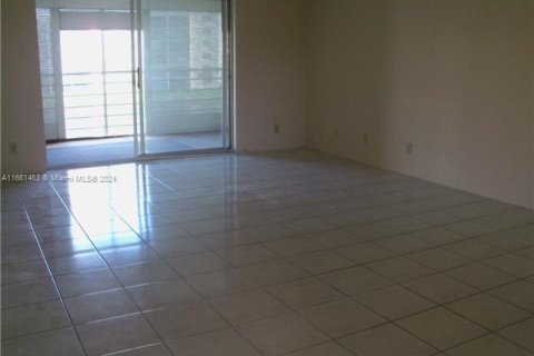 Copropriété à vendre à Dania Beach, Floride: 2 chambres, 110.55 m2 № 1368721 - photo 11