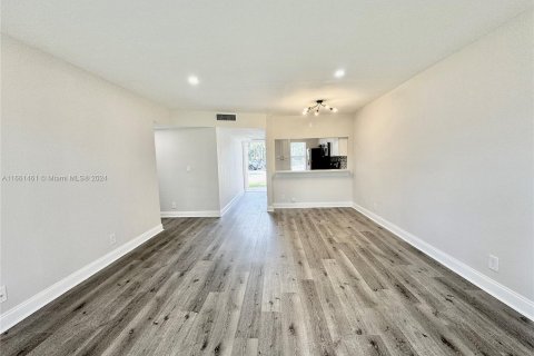 Copropriété à louer à Coral Springs, Floride: 3 chambres, 99.68 m2 № 1368719 - photo 9