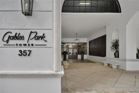 Copropriété à vendre à Coral Gables, Floride: 2 chambres, 97.83 m2 № 1310975 - photo 5