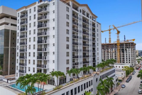 Condominio en venta en Coral Gables, Florida, 2 dormitorios, 97.83 m2 № 1310975 - foto 1