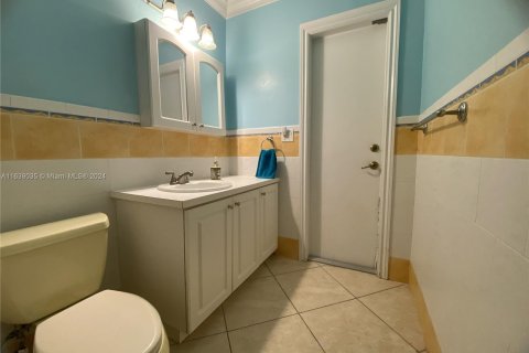 Casa en venta en Miami Lakes, Florida, 3 dormitorios, 109.9 m2 № 1310976 - foto 13