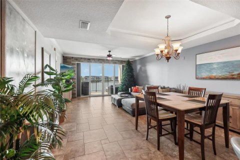 Condominio en venta en Cocoa Beach, Florida, 3 dormitorios, 167.69 m2 № 1379557 - foto 9