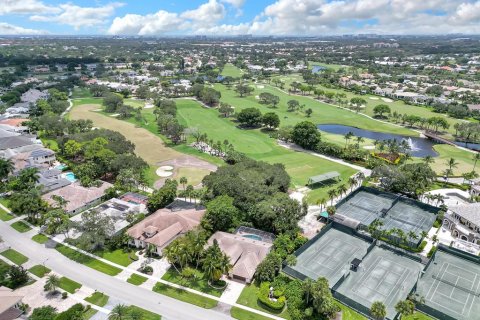 House in Delray Beach, Florida 3 bedrooms, 302.49 sq.m. № 688262 - photo 1