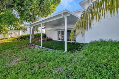 Casa en venta en Miami, Florida, 3 dormitorios, 183.02 m2 № 1331067 - foto 23