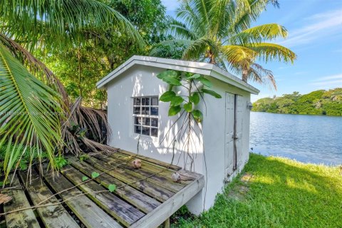 Villa ou maison à vendre à Miami, Floride: 3 chambres, 183.02 m2 № 1331067 - photo 24