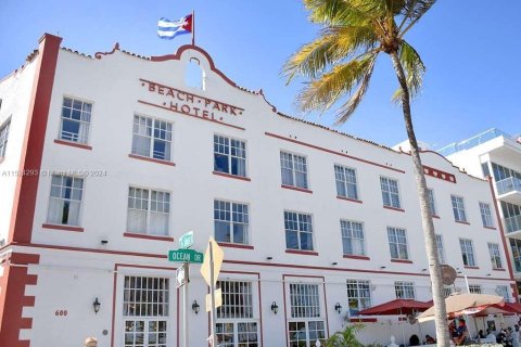 Купить отель в Майами-Бич, Флорида № 980827 - фото 10