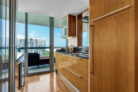 Copropriété à vendre à Miami Beach, Floride: 1 chambre, 76.27 m2 № 963437 - photo 4