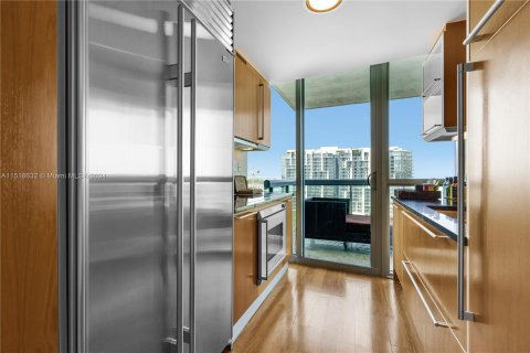 Copropriété à vendre à Miami Beach, Floride: 1 chambre, 76.27 m2 № 963437 - photo 3