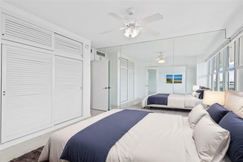 Condo in Fort Lauderdale, Florida, 2 bedrooms  № 1224451 - photo 23