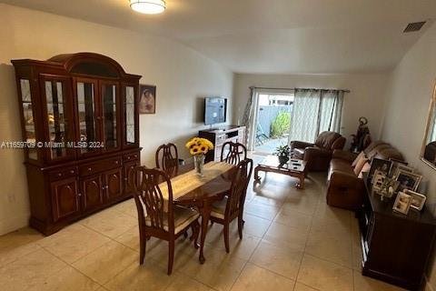 Adosado en venta en Miami, Florida, 2 dormitorios, 100.61 m2 № 1364910 - foto 5