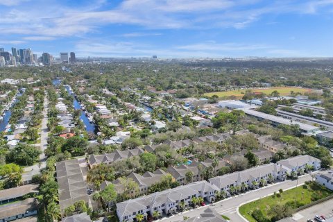 Townhouse in Fort Lauderdale, Florida 3 bedrooms, 145.11 sq.m. № 1364911 - photo 4