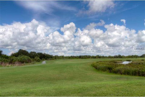 Townhouse in Bradenton, Florida 3 bedrooms, 195 sq.m. № 212643 - photo 26