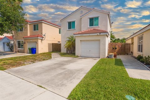 Villa ou maison à vendre à Margate, Floride: 3 chambres, 115.94 m2 № 1182277 - photo 20