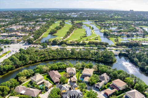 Villa ou maison à vendre à Jupiter, Floride: 4 chambres, 294.13 m2 № 1182237 - photo 11