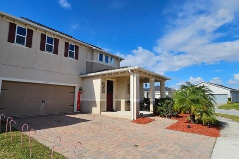 Villa ou maison à vendre à Kissimmee, Floride: 5 chambres, 250.28 m2 № 1261415 - photo 1