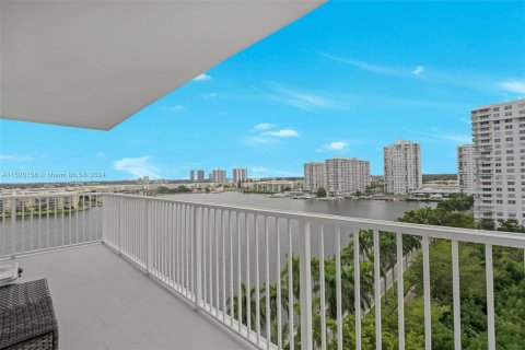 Copropriété à vendre à Aventura, Floride: 2 chambres, 157.28 m2 № 986470 - photo 23