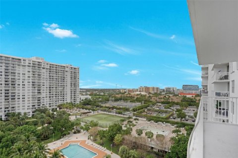 Condominio en venta en Aventura, Florida, 2 dormitorios, 157.28 m2 № 986470 - foto 26