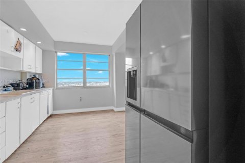 Condo in Aventura, Florida, 2 bedrooms  № 986470 - photo 6