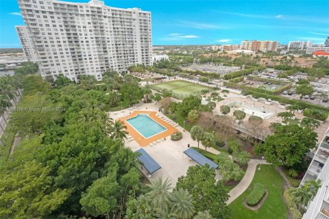 Copropriété à vendre à Aventura, Floride: 2 chambres, 157.28 m2 № 986470 - photo 27