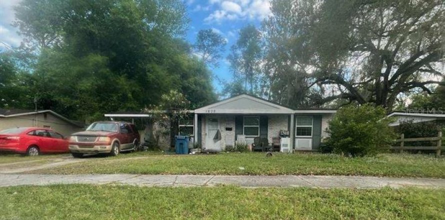 House in Jacksonville, Florida 3 bedrooms, 127.09 sq.m. № 1088085