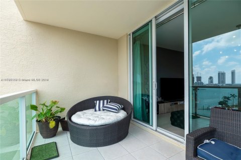 Copropriété à vendre à Aventura, Floride: 2 chambres, 160.72 m2 № 1208303 - photo 11