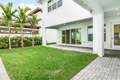 Casa en venta en Palm Beach Gardens, Florida, 4 dormitorios, 332.87 m2 № 1221619 - foto 1