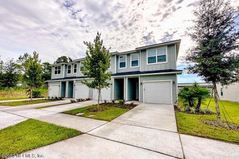 Villa ou maison à louer à Jacksonville, Floride: 4 chambres, 143.91 m2 № 829551 - photo 1