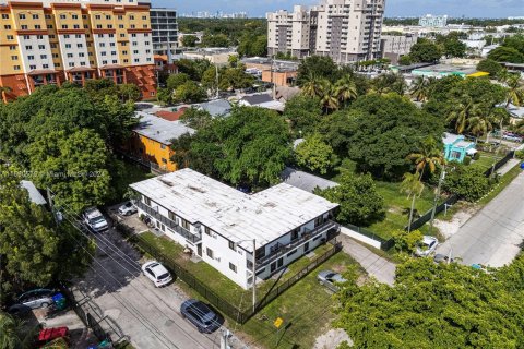 Propiedad comercial en venta en Miami, Florida, 565.77 m2 № 1365910 - foto 17